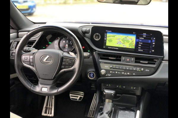 Lexus ES 300h F Sport Line | Schuifdak, Mark Levinson, HUD, Leer, Stoelventilatie, 360 graden camera, Dodehoekherkenning, Eerste eigenaar