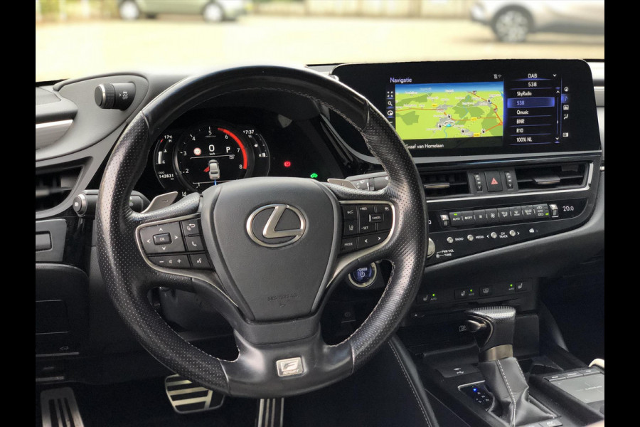 Lexus ES 300h F Sport Line | Schuifdak, Mark Levinson, HUD, Leer, Stoelventilatie, 360 graden camera, Dodehoekherkenning, Eerste eigenaar