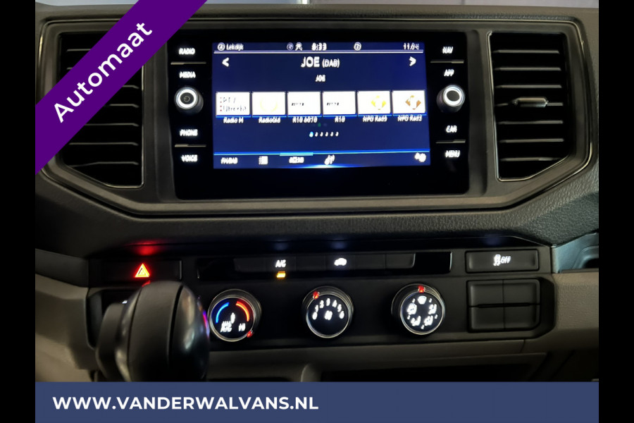 Volkswagen Crafter 2.0 TDI 141pk Automaat L3H2 L2H1 Euro6 Airco | 2x Zijdeur | Camera | Navigatie Apple Carplay, Android Auto, Cruisecontrol, Bijrijdersbank, 3000kg trekvermogen