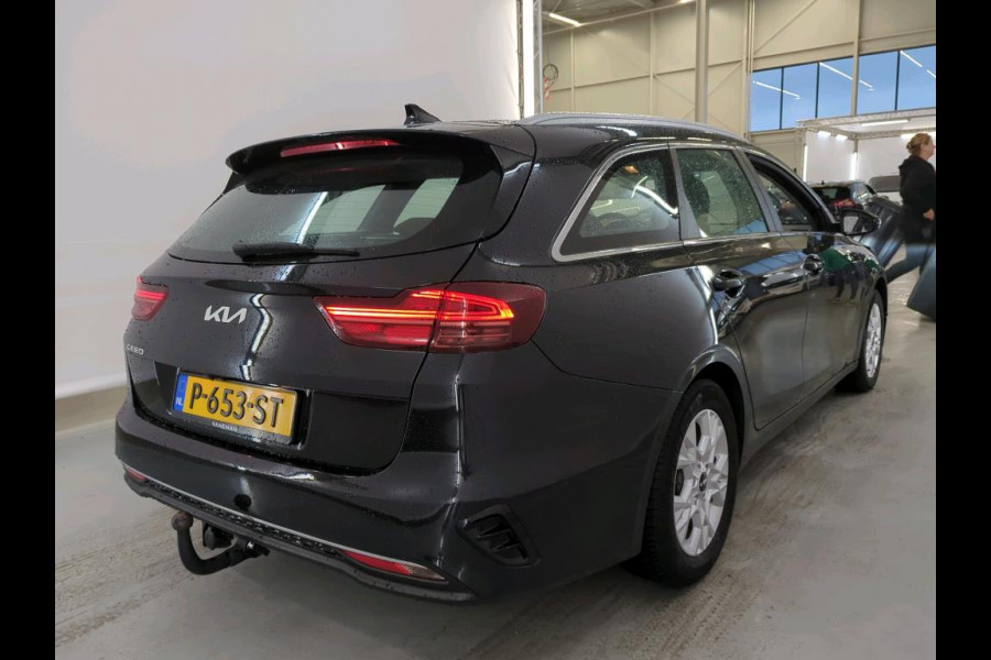 Kia Ceed Sportswagon 1.5 T-GDi DynamicLine NL AUTO |10x in voorraad CAMERA | TREKHAAK | CARPLAY |