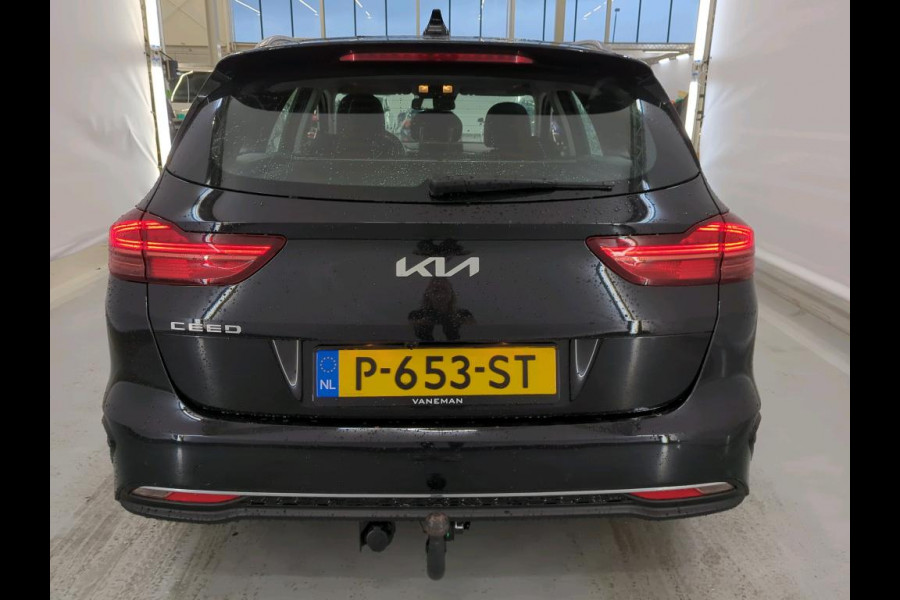 Kia Ceed Sportswagon 1.5 T-GDi DynamicLine NL AUTO |10x in voorraad CAMERA | TREKHAAK | CARPLAY |