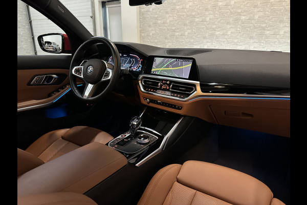 BMW 3 Serie Touring 330e M-Sport | 360 View | Panorama | ACC | Laser-LED | Head-Up | Keyless-Entry | Leder | Sfeerverlichting | 19'' | Glaspook | 4-Zone Clima | Stoelverwarming | DAB | Carplay | ISO-Glas | Live Cockpit Prof. |