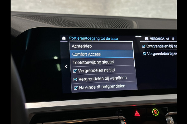 BMW 3 Serie Touring 330e M-Sport | 360 View | Panorama | ACC | Laser-LED | Head-Up | Keyless-Entry | Leder | Sfeerverlichting | 19'' | Glaspook | 4-Zone Clima | Stoelverwarming | DAB | Carplay | ISO-Glas | Live Cockpit Prof. |