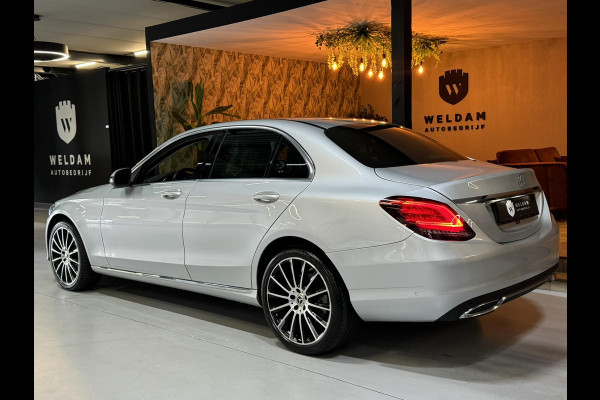 Mercedes-Benz C-Klasse 180 Garantie Camera Xenon Navigatie Cruise Control Carplay Rijklaar