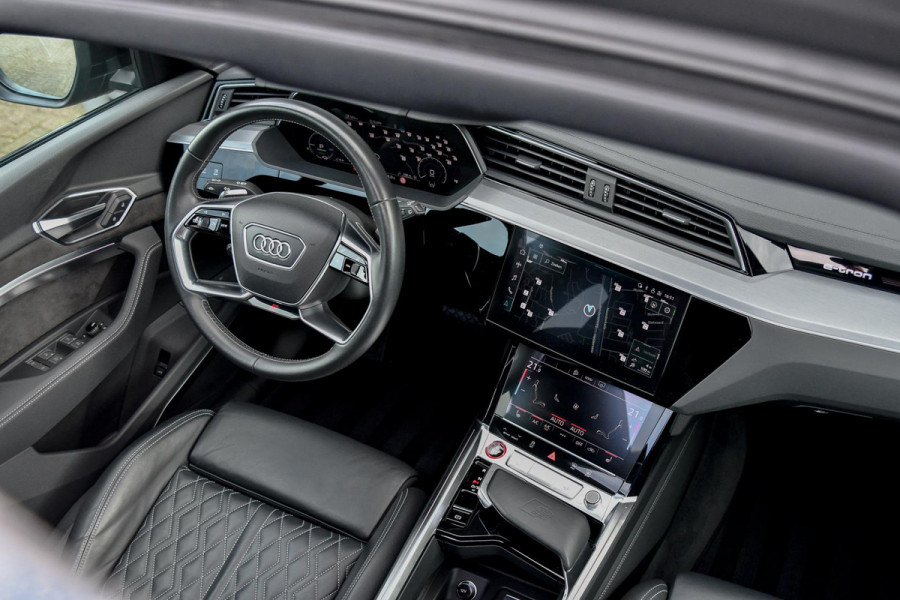 Audi e-tron S quattro 95 kWh. 503 Pk, RS seats, 23'', Pano, Luchtv, Memory, 360 3D, ACC, B&O, CarPlay!