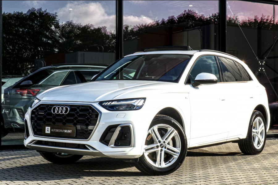 Audi Q5 50 TFSI e quattro S-line - TREKHAAK - PANO - MATRIX