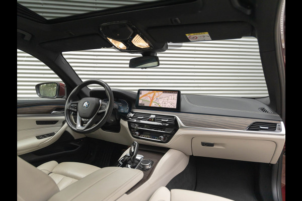 BMW 5 Serie Touring 530e xDrive - Pano - Stoelmassage+Ventilatie - Driving Ass Prof - Trekhaak