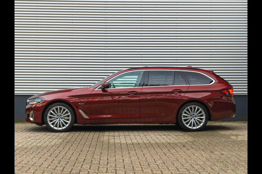 BMW 5 Serie Touring 530e xDrive - Pano - Stoelmassage+Ventilatie - Driving Ass Prof - Trekhaak