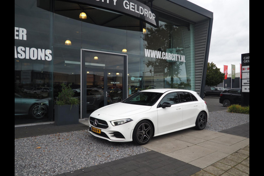 Mercedes-Benz A-Klasse 180 AMG Night / Stoelverwarming / DAB / Full LED / Camera