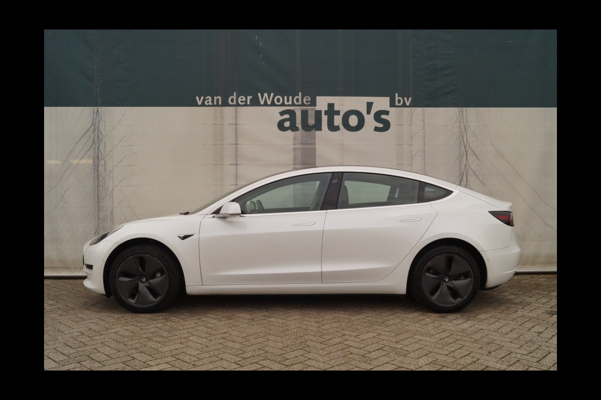 Tesla Model 3 Standard RWD Plus 60kWh 238pk -LEER-PANO-CAM-