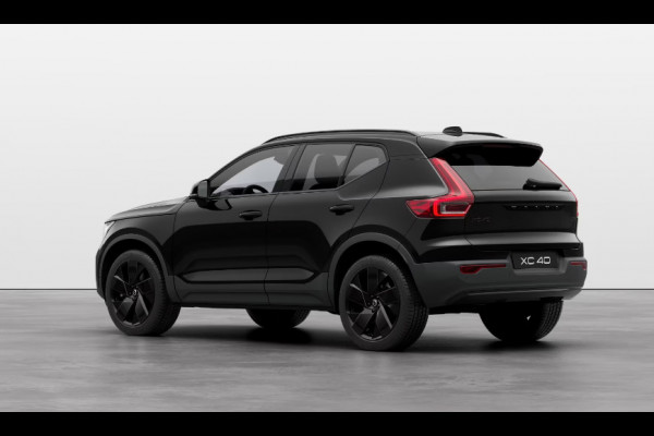 Volvo XC40 B4 211PK Automaat Plus Black Edition / Adaptieve cruise control / BLIS / Elektrische stoelen / Getint Glas / Parkeersensoren met 360 camera / Apple carplay / 20"velgen / Elektrisch achterklep / Keyless entry / Adaptieve koplampen