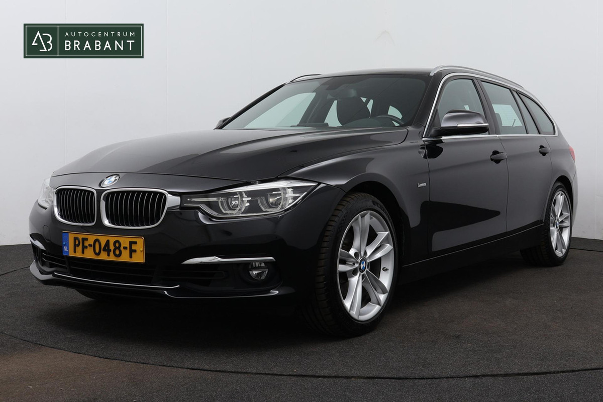 BMW 3 Serie Touring 320i Corporate Lease High Executive EINDE JAARS AANBIEDING! (NL-auto, Dealer OnderH, Navi Groot, StoelV, PDC)