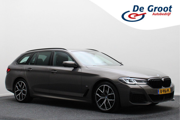 BMW 5 Serie Touring 520i Business Edition Plus M Sportpakket, Leer, BMW Laser Light, Apple Carplay, ACC, Trekhaak, 19''