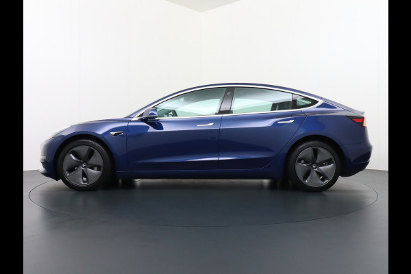 Tesla Model 3 Long Range 75 kWh 463PK FSD-vb. Premium-Audio 4wd 18" AutoPilot Pano.dak Camera Leer Adaptive-Cruise+Stop&Go  PDC-A+Voor Wifi Ec Veel grip door AWD vierwielaandrijving.  Origineel Nederlandse auto ! grootste accu ! tot 16,5 kwh thuis laden, 120kw/h snelladen per uur !