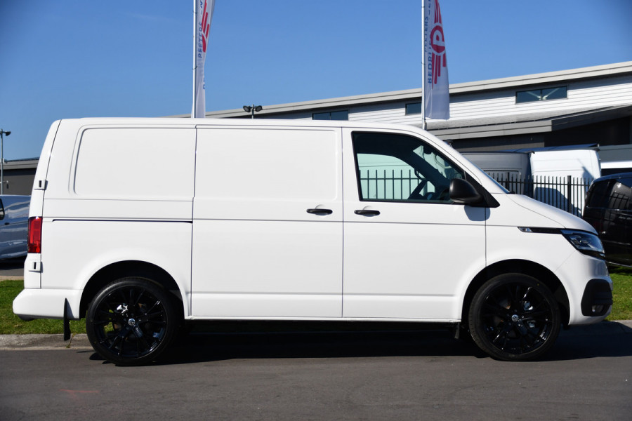 Volkswagen Transporter 2.0 TDI L1H1 30 Highline PB Edition Adaptieve Cruise, Camera, 110PK, Standkachel, Sensoren, Carplay, Stoelverwarming, UNIEK!