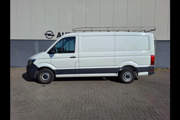 Volkswagen Crafter 2.0TDI L2H1 Airco 3-Pers. Trekhaak PDC Camera 2500kg trekvermogen Cruise Control Schuifdeur Imperiaal Bluetooth Betonplex-vloer Business Euro 6