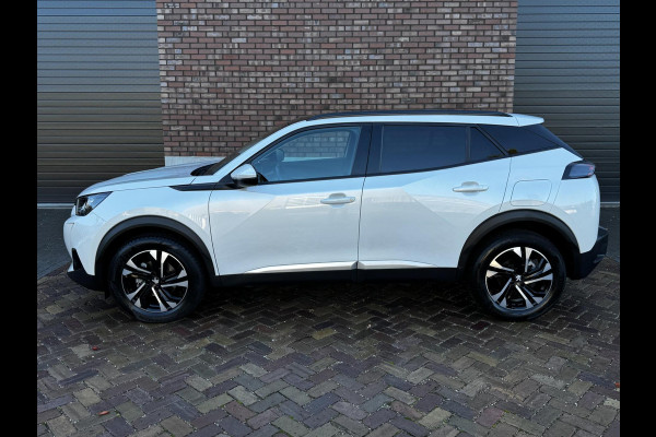 Peugeot 2008 1.2 PureTech Allure / Trekhaak / Panoramadak / Navigatie + Camera / Stoelverwarming + Climate control / NED-2008