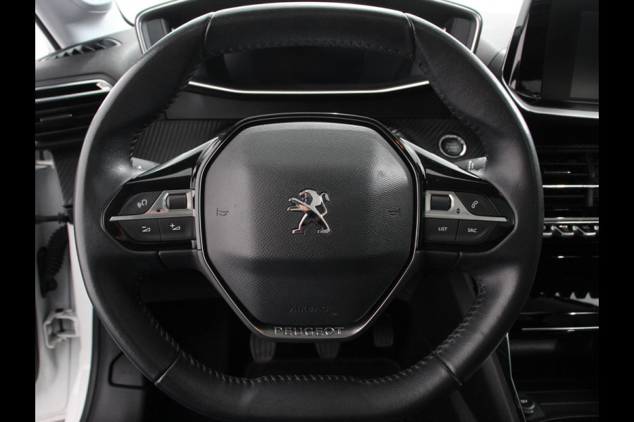 Peugeot 208 1.2 PureTech 101pk Allure Sky | Navigatie | Apple Carplay/Android Auto | Climate Control | Panorama dak | Stoelverwarming | Lichtmetalen Velgen | Digitale Cockpit