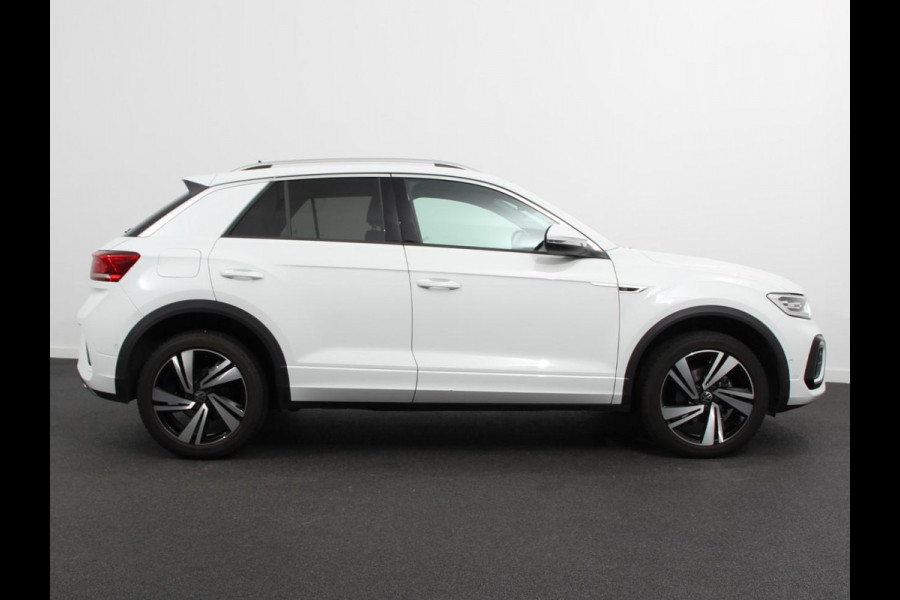 Volkswagen T-Roc 1.5 TSI R-Line Plus DSG | Navigatie | Apple Carplay/Android Auto | Electrisch bedienbare achterklep | Dab | Adaptive  Cruise Control | Digitale Cockpit | Camera