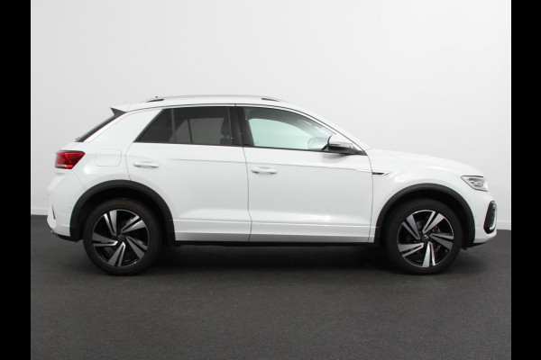 Volkswagen T-Roc 1.5 TSI R-Line Plus DSG | Navigatie | Apple Carplay/Android Auto | Electrisch bedienbare achterklep | Dab | Adaptive  Cruise Control | Digitale Cockpit | Camera