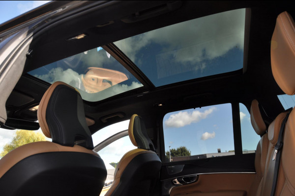 Volvo XC90 T8 455PK Automaat Recharge AWD Ultimate Bright Massage stoelen / Stoelverwarming en ventilatie voor / Luchtvering / Semi-elektrisch inklapbare trekhaak / Head-up display / Bowers & Wilkins Audio / 360 camera / Pilot assist / Adaptive cruise control / Elektrische achterklep / Keyless entry /