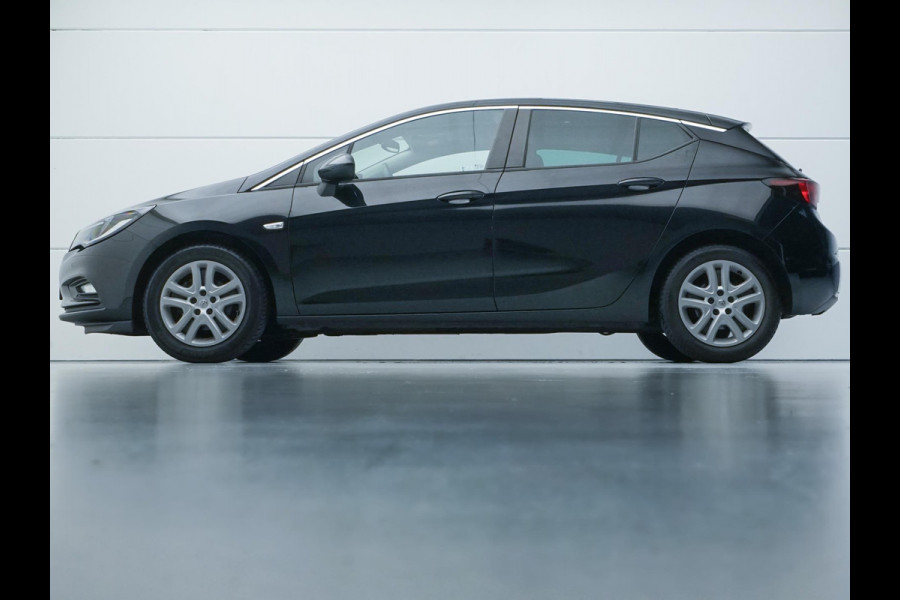 Opel Astra 1.4 Turbo Sport 150pk (APPLE CARPLAY,LED,CLIMATE,CRUISE,PARKEERSENSOREN,GROOT NAVI,LM-VELGEN,NIEUWE APK,TOPCONDITIE)