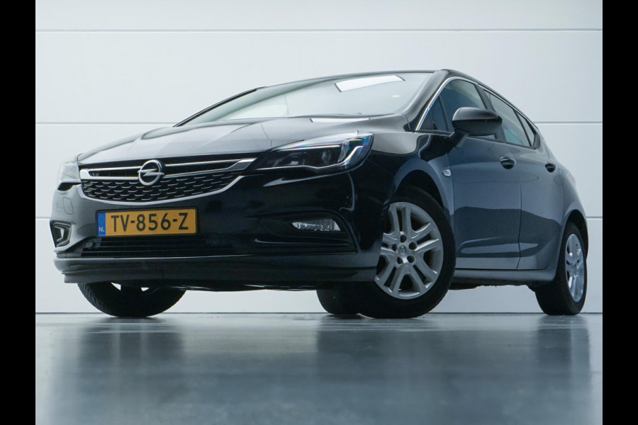 Opel Astra 1.4 Turbo Sport 150pk (APPLE CARPLAY,LED,CLIMATE,CRUISE,PARKEERSENSOREN,GROOT NAVI,LM-VELGEN,NIEUWE APK,TOPCONDITIE)