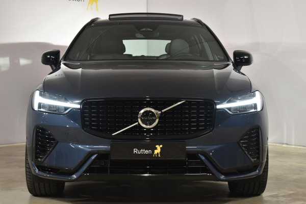 Volvo XC60 T8 455PK Automaat Recharge AWD Ultimate Dark / Panoramadak / Bowers & Wilkins audiosysteem / Head-up display / Luchtvering / 360 Camera / Trekhaak