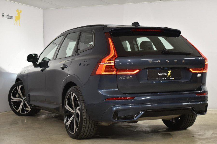 Volvo XC60 T8 455PK Automaat Recharge AWD Ultimate Dark / Panoramadak / Bowers & Wilkins audiosysteem / Head-up display / Luchtvering / 360 Camera / Trekhaak