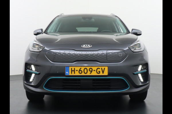 Kia e-Niro 204pk 64 kWh AutoPilot Leer Navi Apple Carplay Android Warmtepomp Adaptive-Cruise Head-Up-Display Uitparkeerwaarschuwing ACC Cam ESP Dodehoek detectorAutonomous Emergency Braking Priv.Glas bots waarschuwing systeem Regen+Verlichtings-sensor Vermoeidheids herkenning Anti-Verbl.b-spiegel Orig. NL auto 1e eigenaar Dealer onderhouden 46000 nieuw!