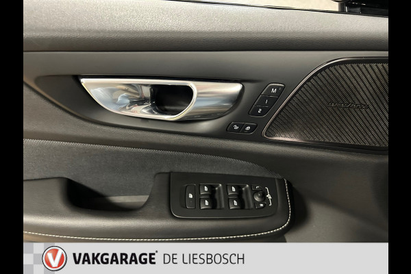 Volvo V60 2.0 T8 Twin Engine AWD R-Design 300pk / Leder / camera / trekhaak / Harman-Kardon