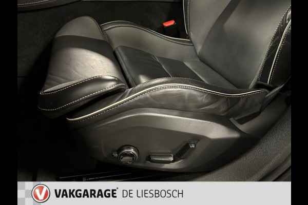 Volvo V60 2.0 T8 Twin Engine AWD R-Design 300pk / Leder / camera / trekhaak / Harman-Kardon