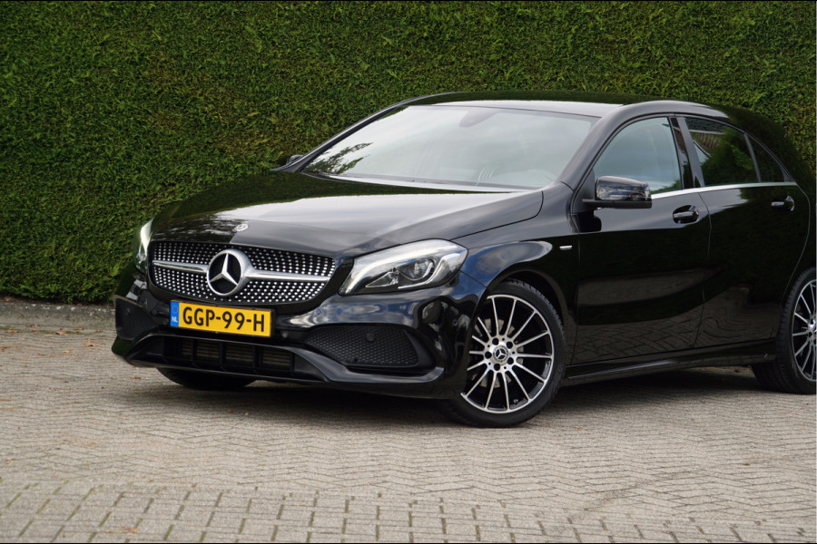 Mercedes-Benz A-Klasse A 180 AMG line | Dodehoek LED Stoelverwarming