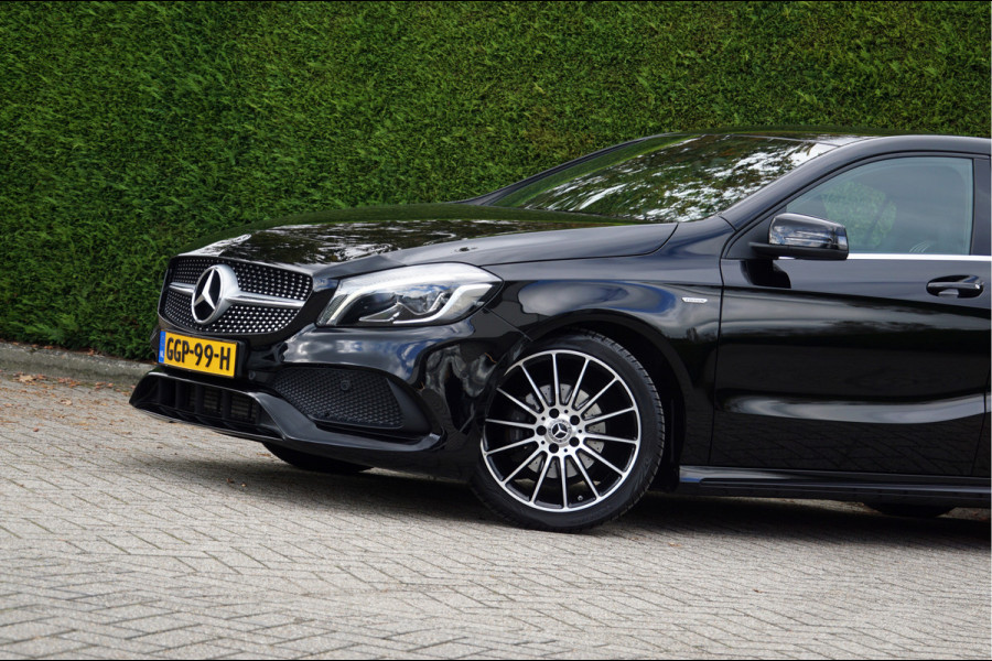 Mercedes-Benz A-Klasse A 180 AMG line | Dodehoek LED Stoelverwarming