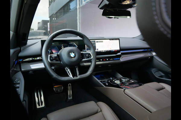 BMW 5 Serie 520i M-SPORT | PANORAMA | H.U.D. | A.C.C. | HARMAN KARDON | FABRIEKSGARANTIE!!