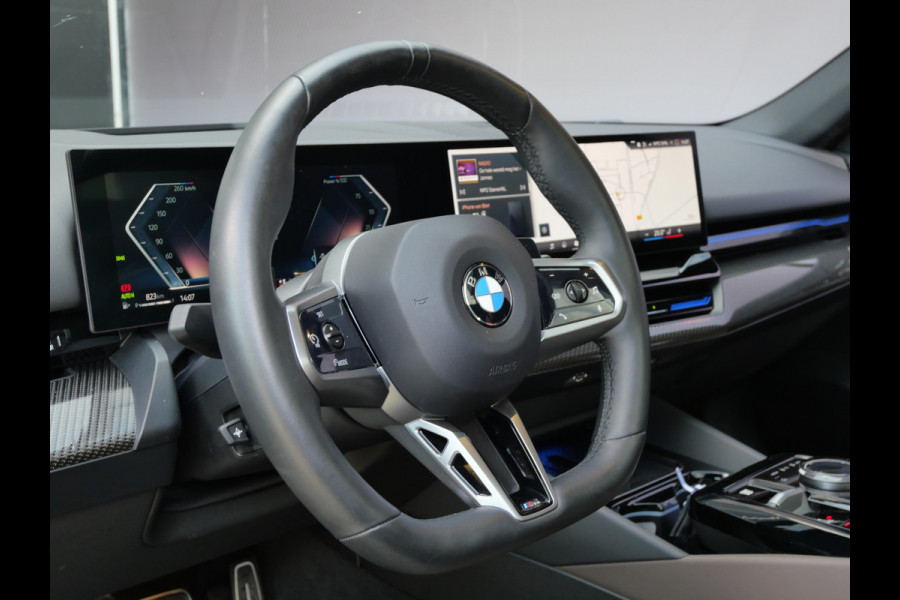 BMW 5 Serie 520i M-SPORT | PANORAMA | H.U.D. | A.C.C. | HARMAN KARDON | FABRIEKSGARANTIE!!