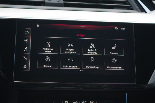 Audi e-tron e-tron 50 quattro Launch Ed. + 71 kWh, Afn. Trekhaak, Panoramadak, Head-Up Display, B&O Sound