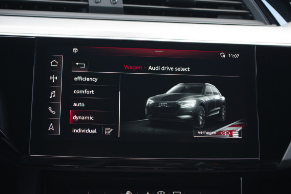 Audi e-tron e-tron 50 quattro Launch Ed. + 71 kWh, Afn. Trekhaak, Panoramadak, Head-Up Display, B&O Sound