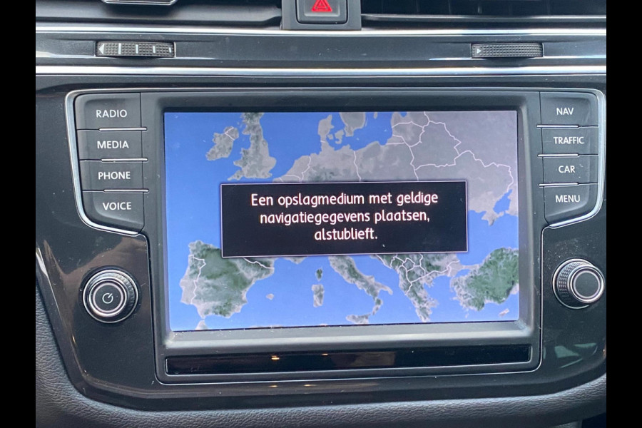 Volkswagen Tiguan 1.4 TSI Sound |ACC|Carplay|Navigatie|Clima 3-Zones|PDC|Stoelverw