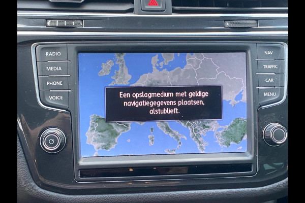 Volkswagen Tiguan 1.4 TSI Sound |ACC|Carplay|Navigatie|Clima 3-Zones|PDC|Stoelverw