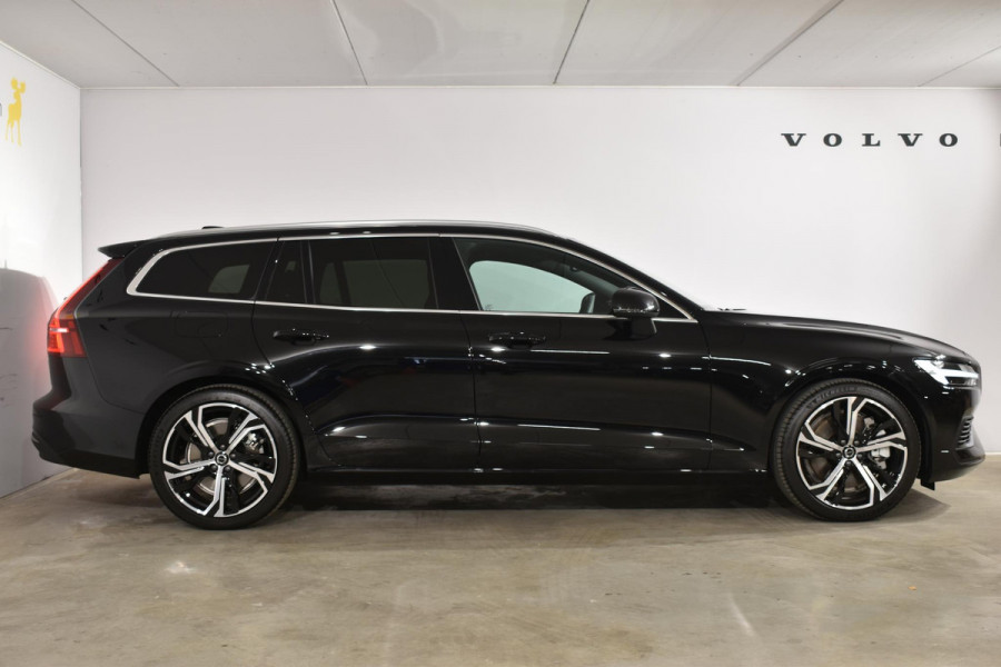 Volvo V60 T6 350PK Longe Range Recharge AWD Plus Bright