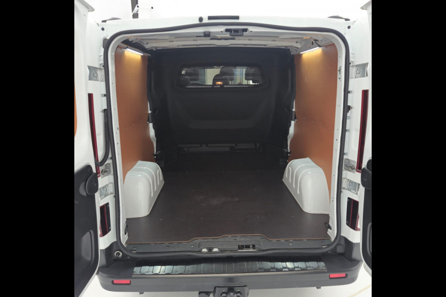 Fiat Talento 2.0 MultiJet L2H1 Pro Dubbele Cabine black and white marge luxe