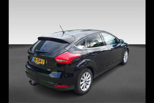 Ford Focus 1.0 Titanium Trekhaak | navigatie |