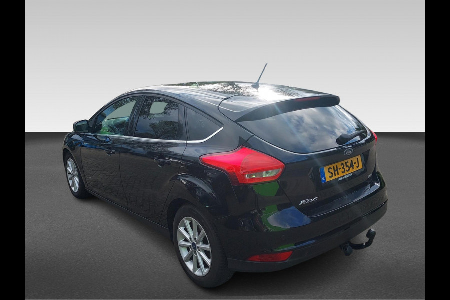 Ford Focus 1.0 Titanium Trekhaak | navigatie |