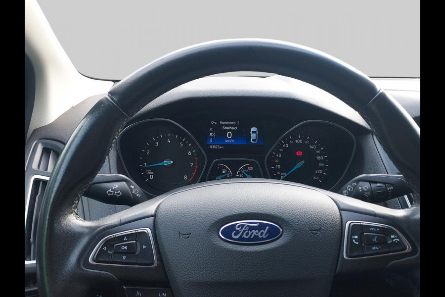 Ford Focus 1.0 Titanium Trekhaak | navigatie |