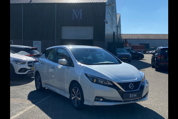 Nissan Leaf N-Connecta 40 | * 14.440 NA SUBSIDIE * | CAMERA | STOEL + STUURVERWARMING |RIJKLAARPRIJS INCL. 12 MND. BOVAGGARANTIE