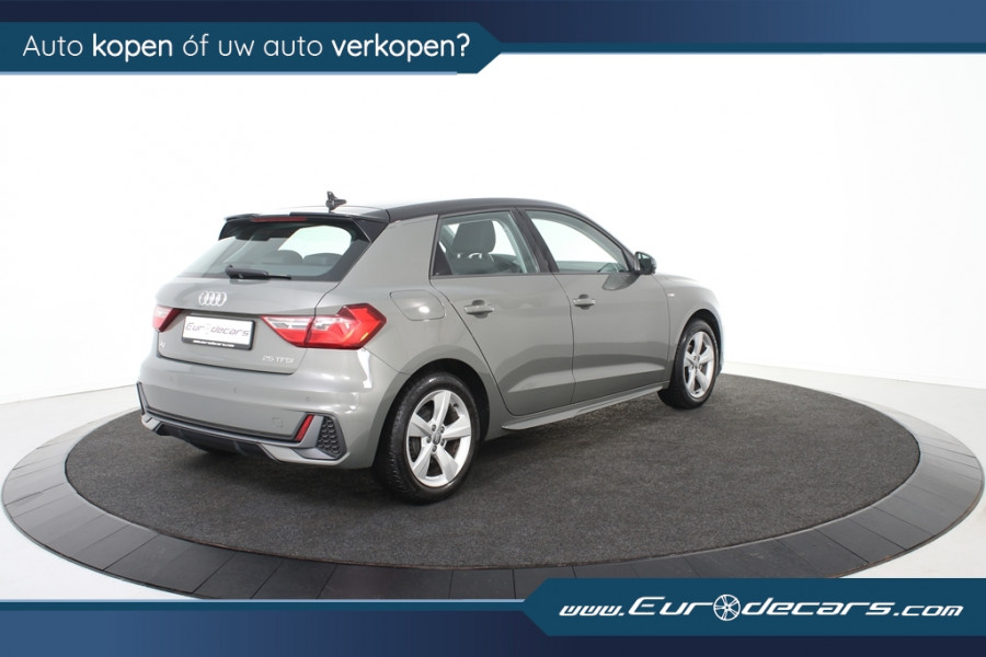 Audi A1 Sportback 25 TFSI S-Line *Carplay*Park assist*