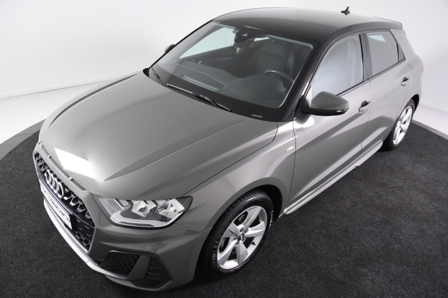 Audi A1 Sportback 25 TFSI S-Line *Carplay*Park assist*