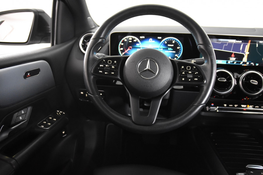 Mercedes-Benz B-Klasse 180 Style *Leer*Navigatie*Park assist*LED*