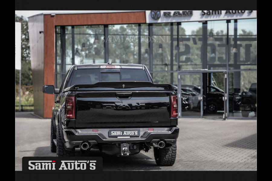 Dodge Ram 2025 LARAMIE NIGHT PREMIUM | BOM VOL + 14.4 INCH SCHERM BOM VOL | LUCHTVERING | HUD | HURRICAN 420PK 636 Nm TWIN TURBO | PRIJS M DUBBELE CABINE | PICK UP | 5 PERSOONS | DC | GRIJSKENTEKEN | VOORRAAD NR 2236 - 8748